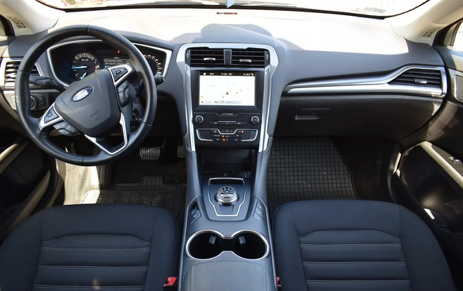Ford Mondeo cena 61500 przebieg: 146000, rok produkcji 2020 z Kłodawa małe 191